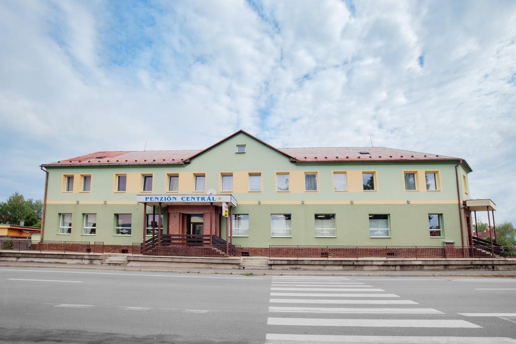 Penzion Central Зволен Екстериор снимка